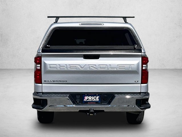 Used 2022 Chevrolet Silverado 1500 LT AWD/4WD image 4