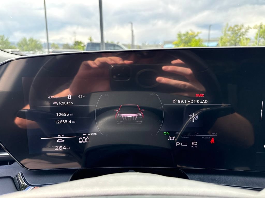 Used 2025 Audi Q6 e-tron Premium Plus w/ Premium Plus AWD/4WD image 16