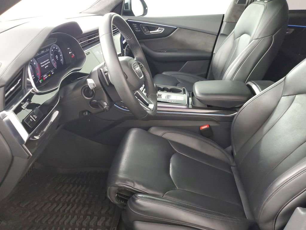 Used 2019 Audi Q8 Prestige AWD/4WD image 23