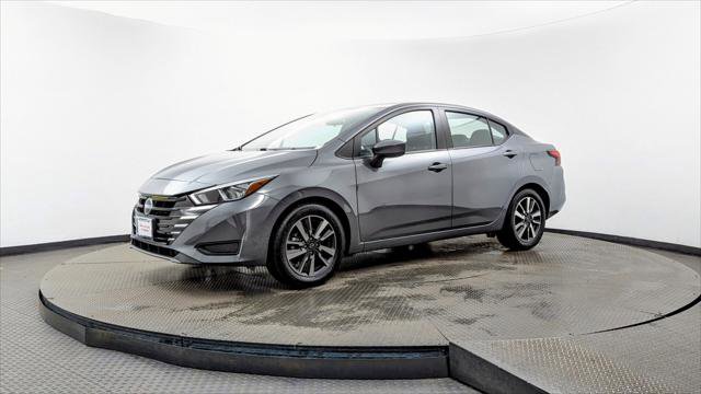 Used 2024 Nissan Versa SV image 2
