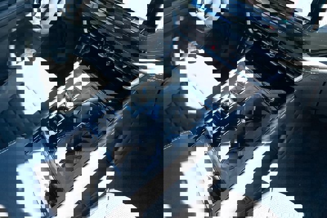 New 2026 Volkswagen Atlas Cross Sport SEL R-Line image 40