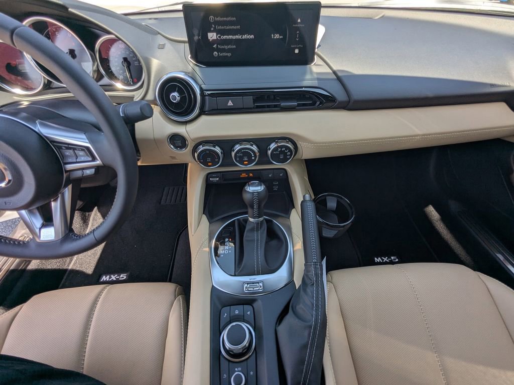 New 2026 MAZDA MX-5 Miata RF Grand Touring image 17