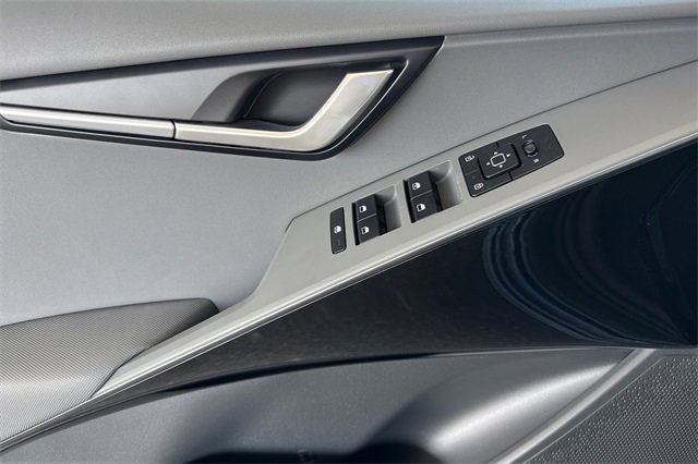 New 2025 Kia Niro EX image 12