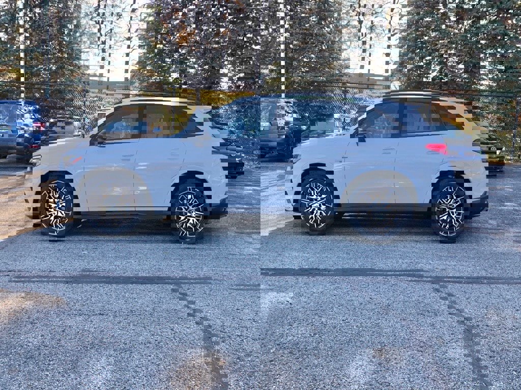 New 2026 Mercedes-Benz GLC 43 AMG 4MATIC image 7