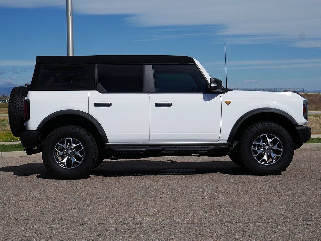 Used 2023 Ford Bronco Badlands AWD/4WD image 7