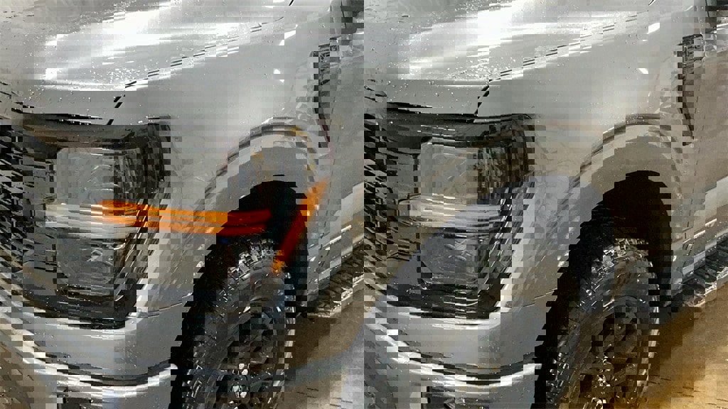 New 2025 Ford F150 XLT w/ Equipment Group 302A MID