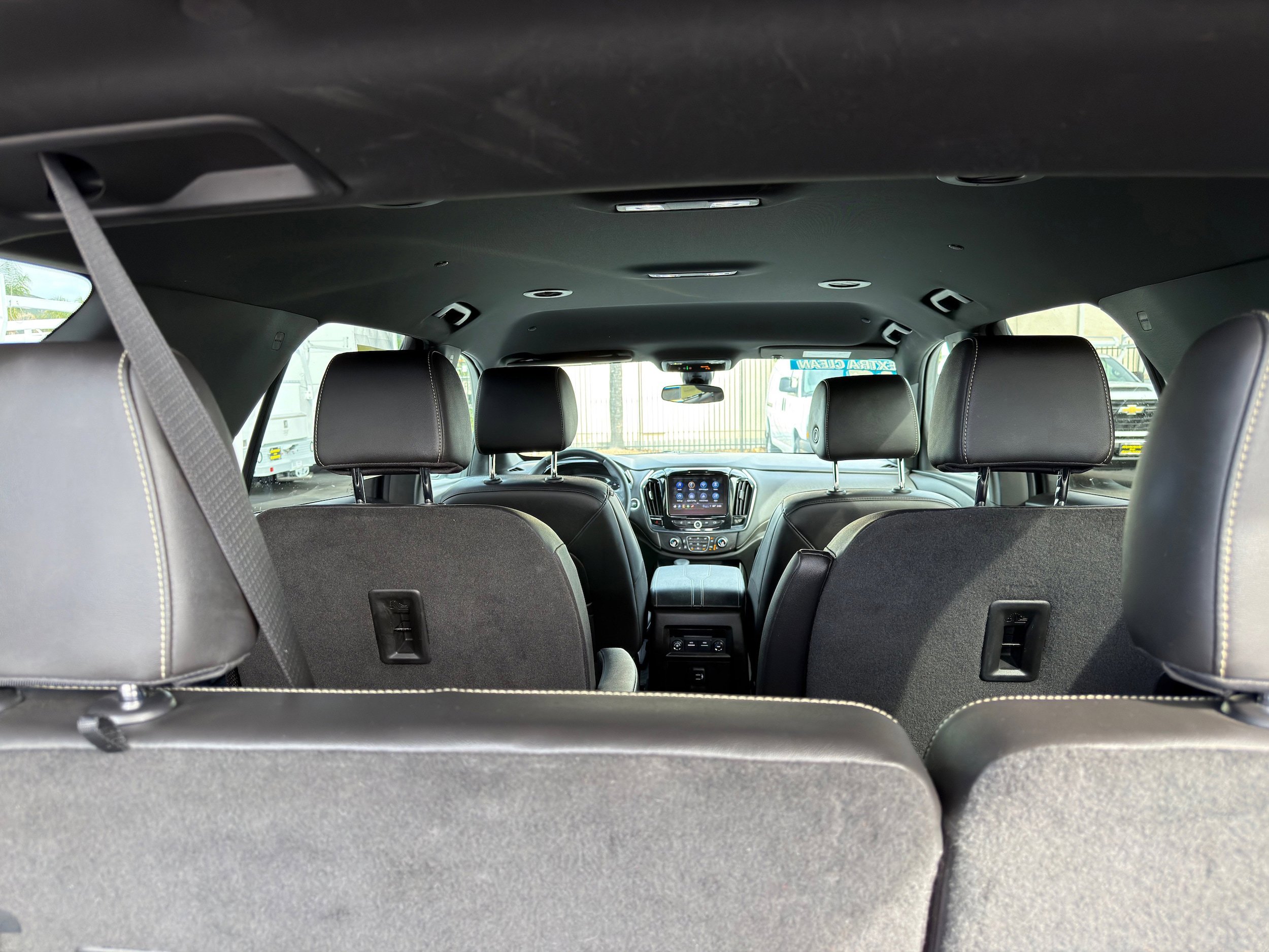 Used 2023 Chevrolet Traverse LT FWD image 14
