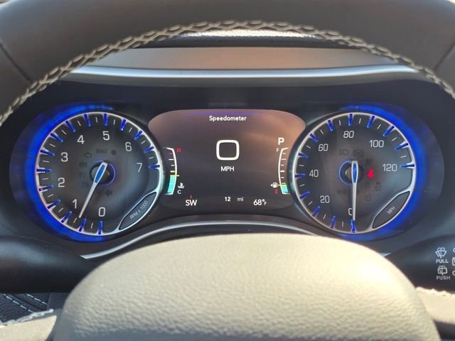 New 2027 Chrysler Pacifica Limited FWD image 38