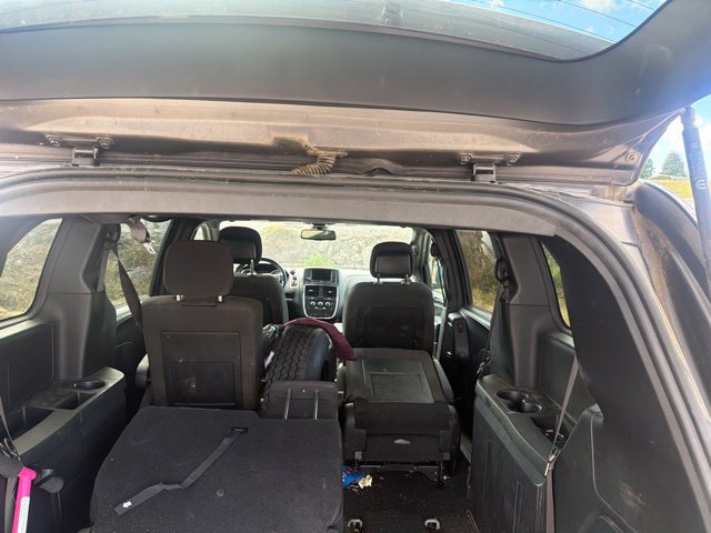Used 2019 Dodge Grand Caravan SE FWD image 9