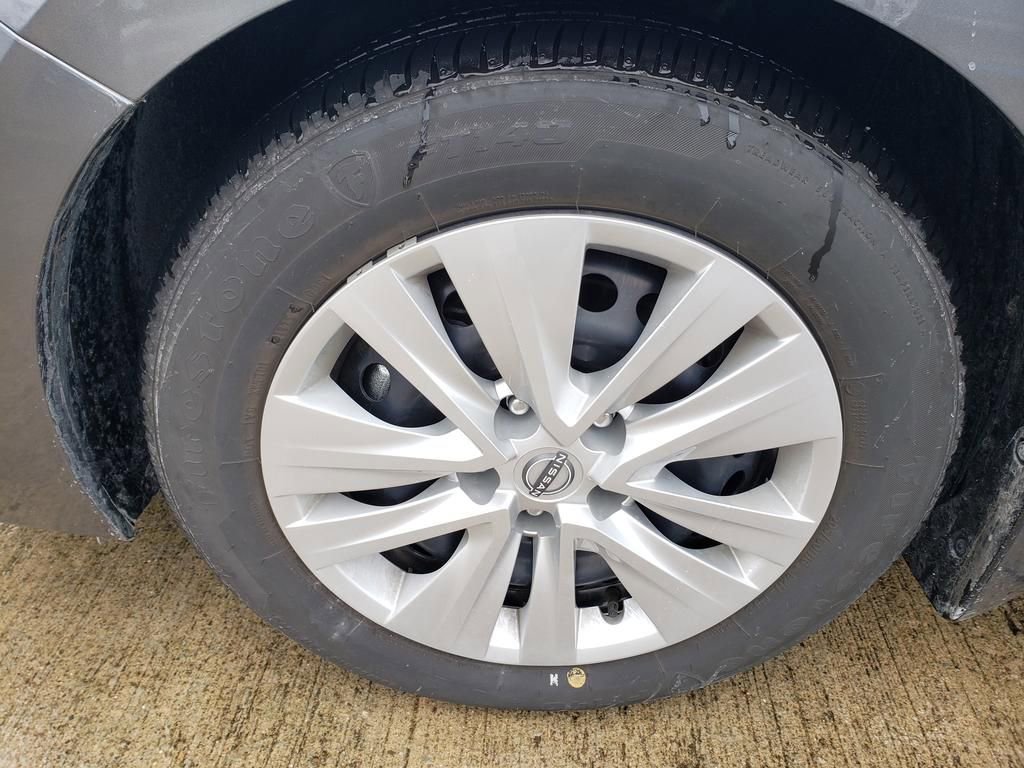 Certified 2025 Nissan Sentra S FWD image 42