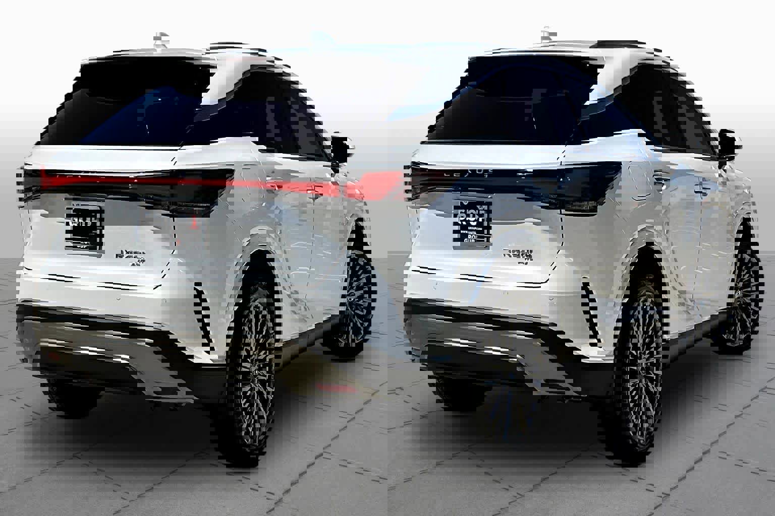 Used 2026 Lexus RX 450h Luxury image 13