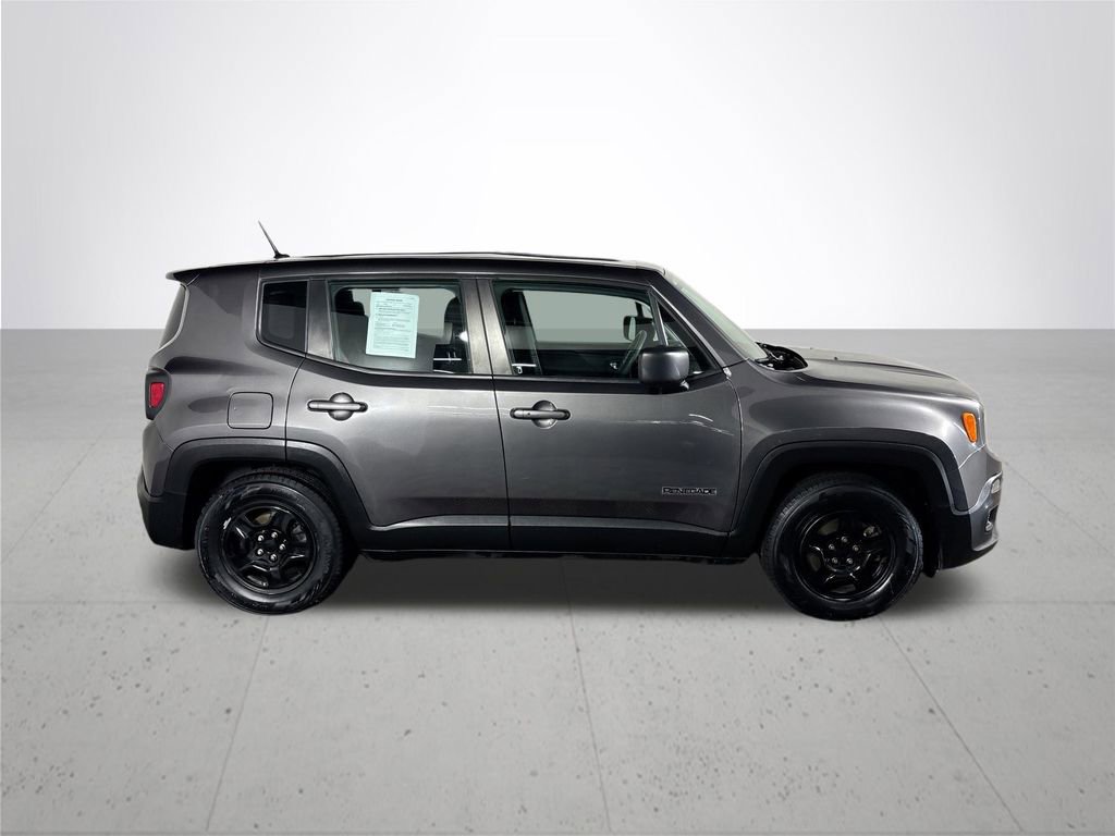 Used 2016 Jeep Renegade Sport w/ Power & Air Group image 5