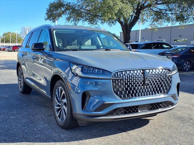 New 2026 Lincoln Aviator 2WD image 4