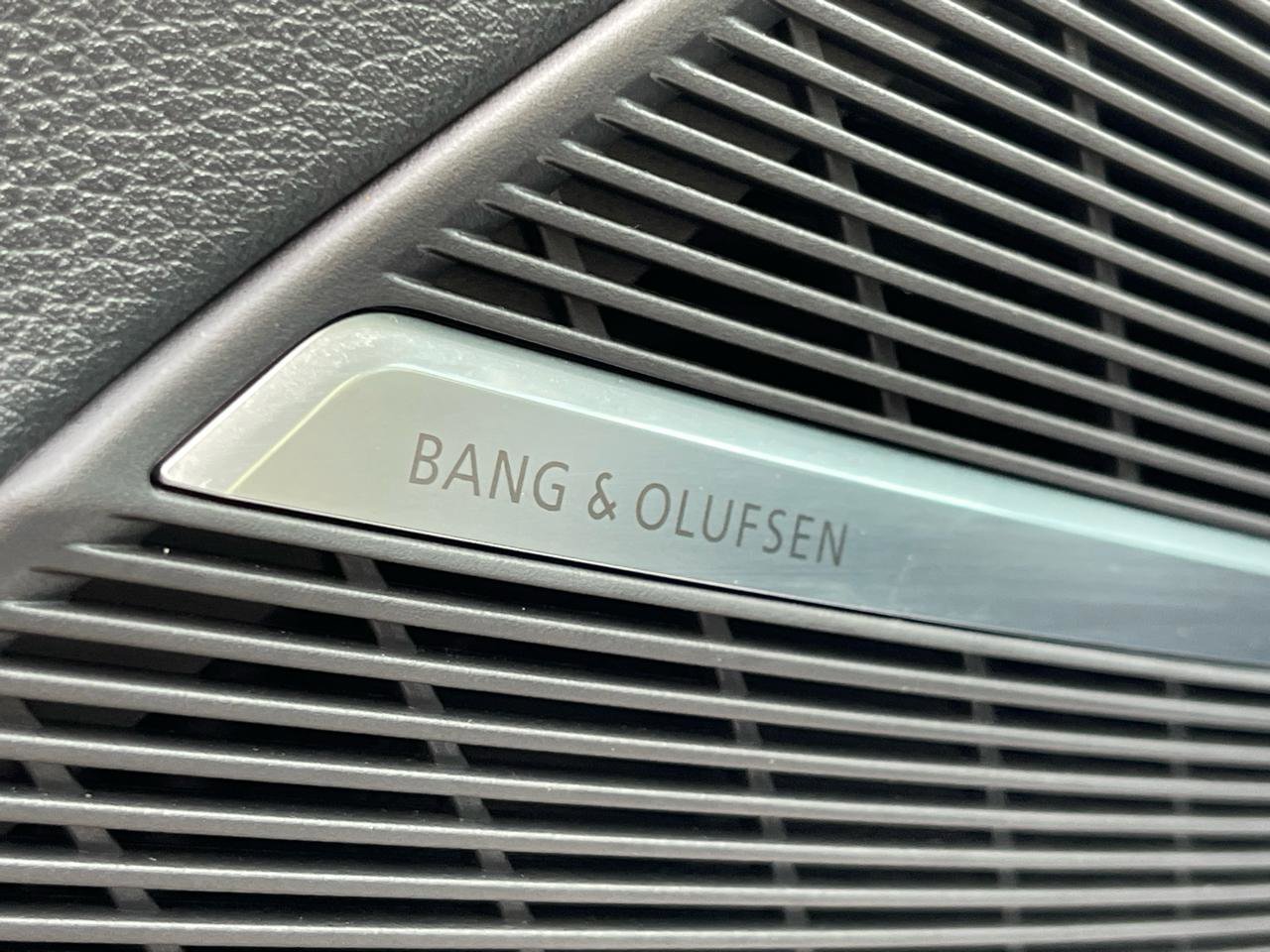 Used 2019 Audi Q8 Premium Plus image 15