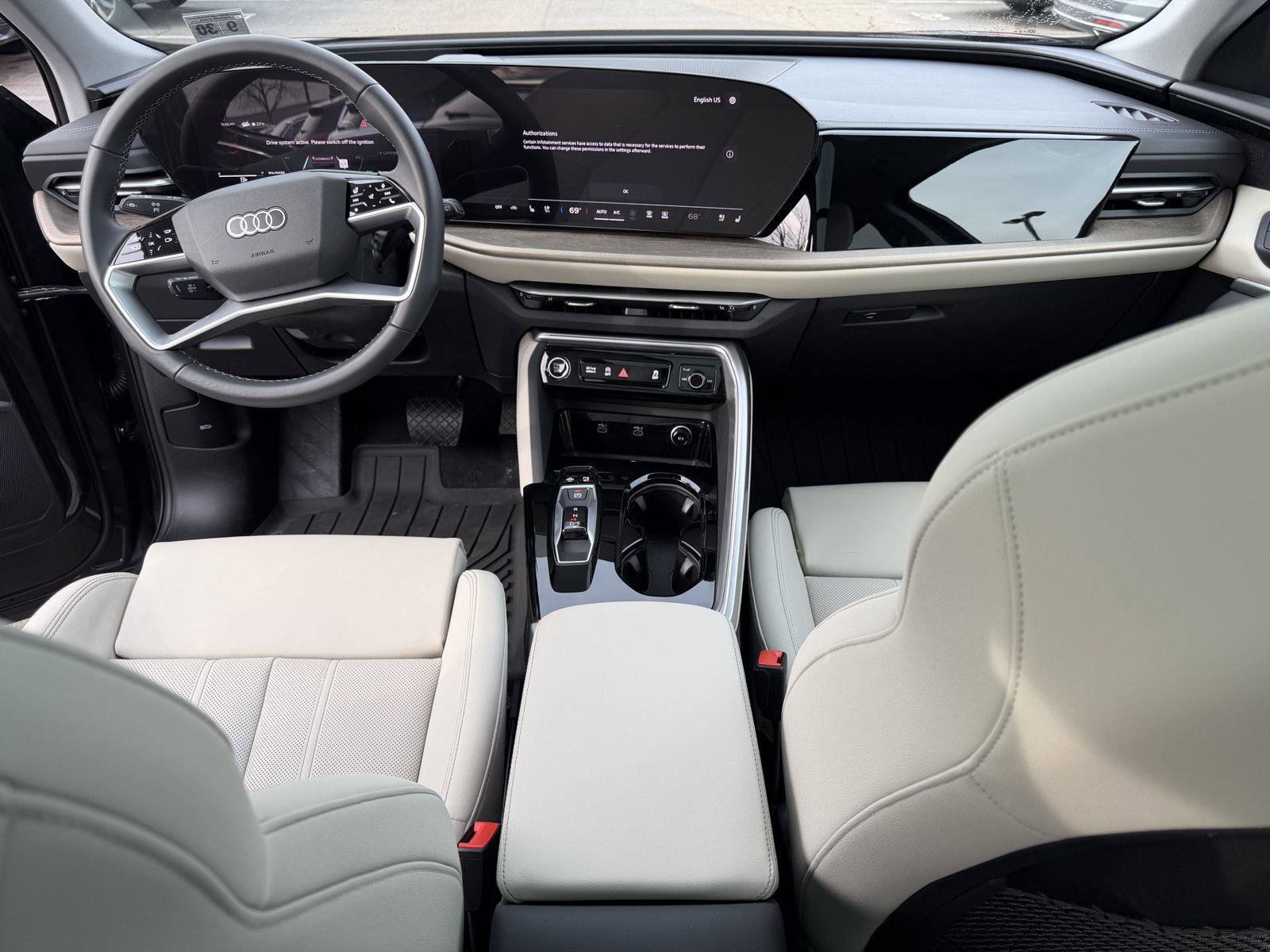 Used 2025 Audi Q5 Premium Plus w/ Premium Plus image 16