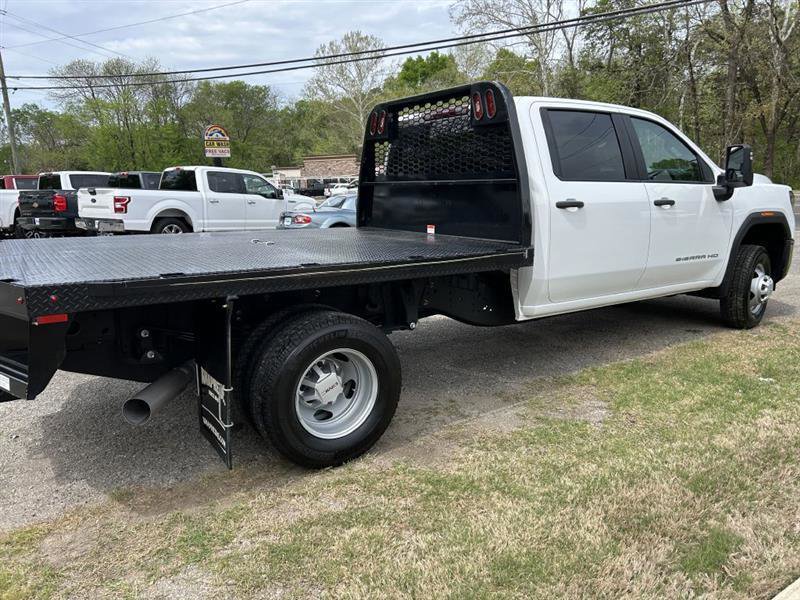 Used 2024 GMC Sierra 3500 Pro w/ Convenience Package image 5