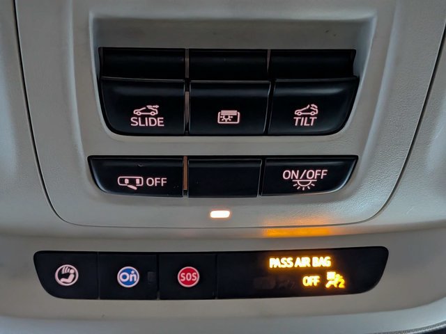 Used 2021 Buick Envision Essence w/ Sport Touring Package FWD image 33