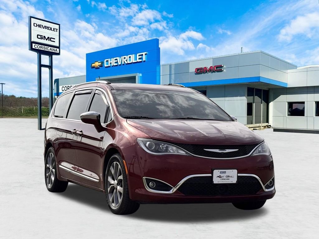 Used 2019 Chrysler Pacifica Limited w/ Advanced Safetytec Group