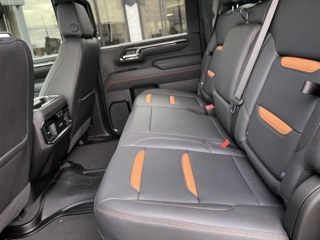 Used 2026 GMC Sierra 3500 AT4 w/ AT4 Premium Plus Package AWD/4WD image 23