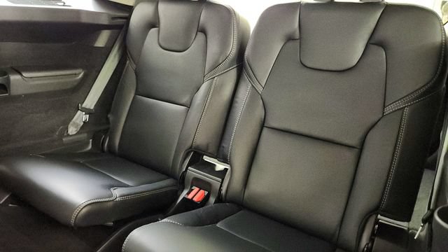 Used 2018 Volvo XC90 T6 Momentum w/ Convenience Package AWD/4WD image 31