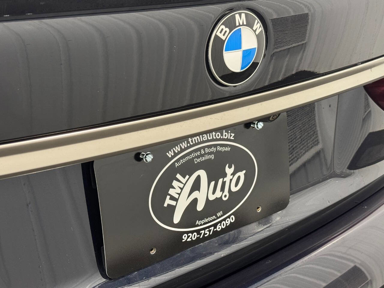 Used 2019 BMW M760i xDrive w/ Luxury Rear Seating Package image 6