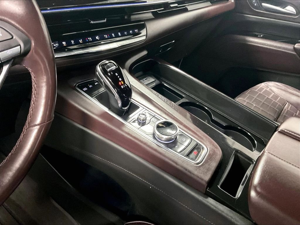 Used 2023 Cadillac Escalade Sport Platinum w/ LPO, ONYX Package AWD/4WD image 21