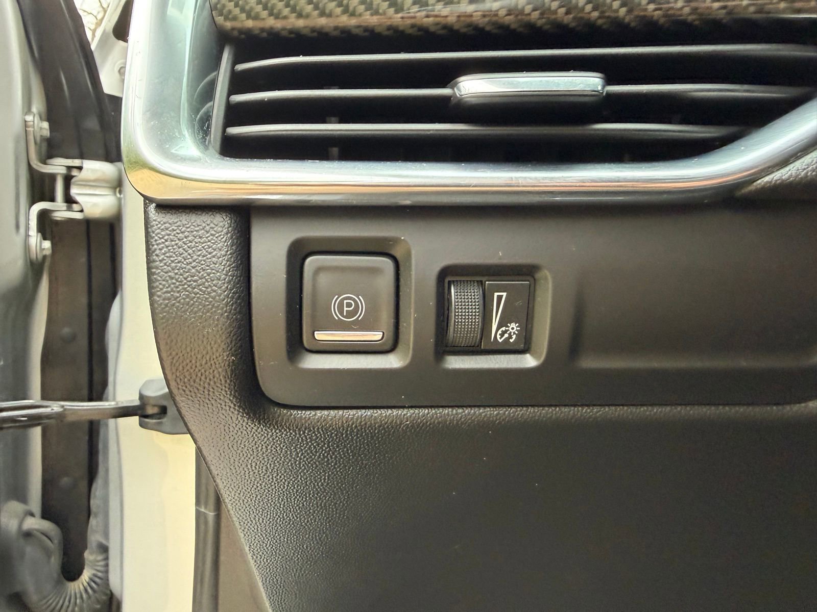 Used 2021 Cadillac XT4 Sport image 12