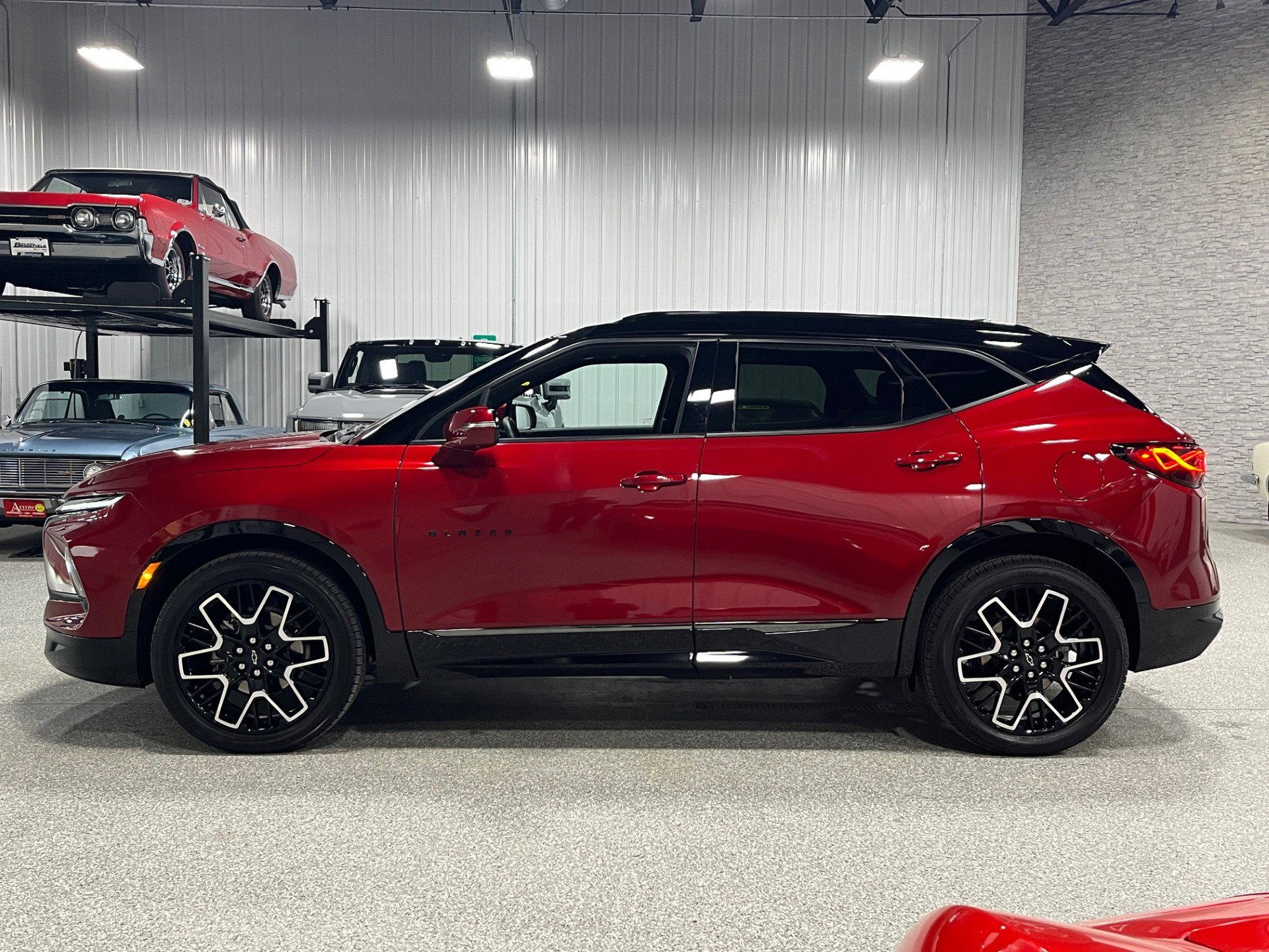 Certified 2023 Chevrolet Blazer RS w/ Driver Confidence II Package AWD/4WD image 2