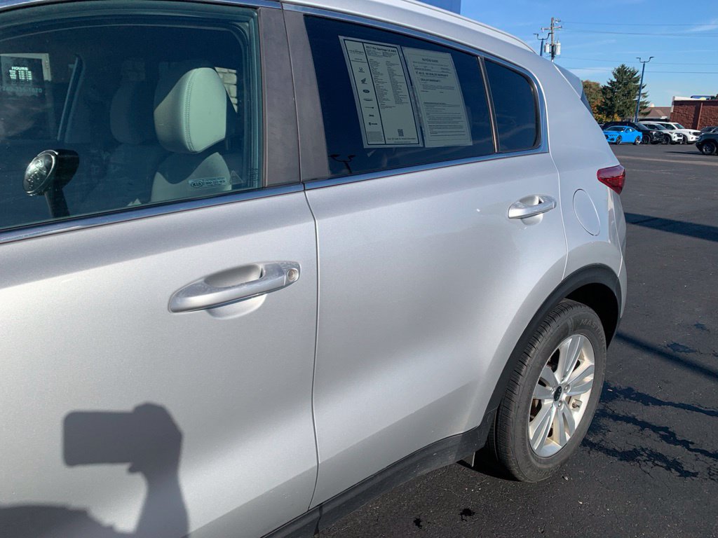 Used 2017 Kia Sportage LX w/ LX Popular Package AWD/4WD image 11