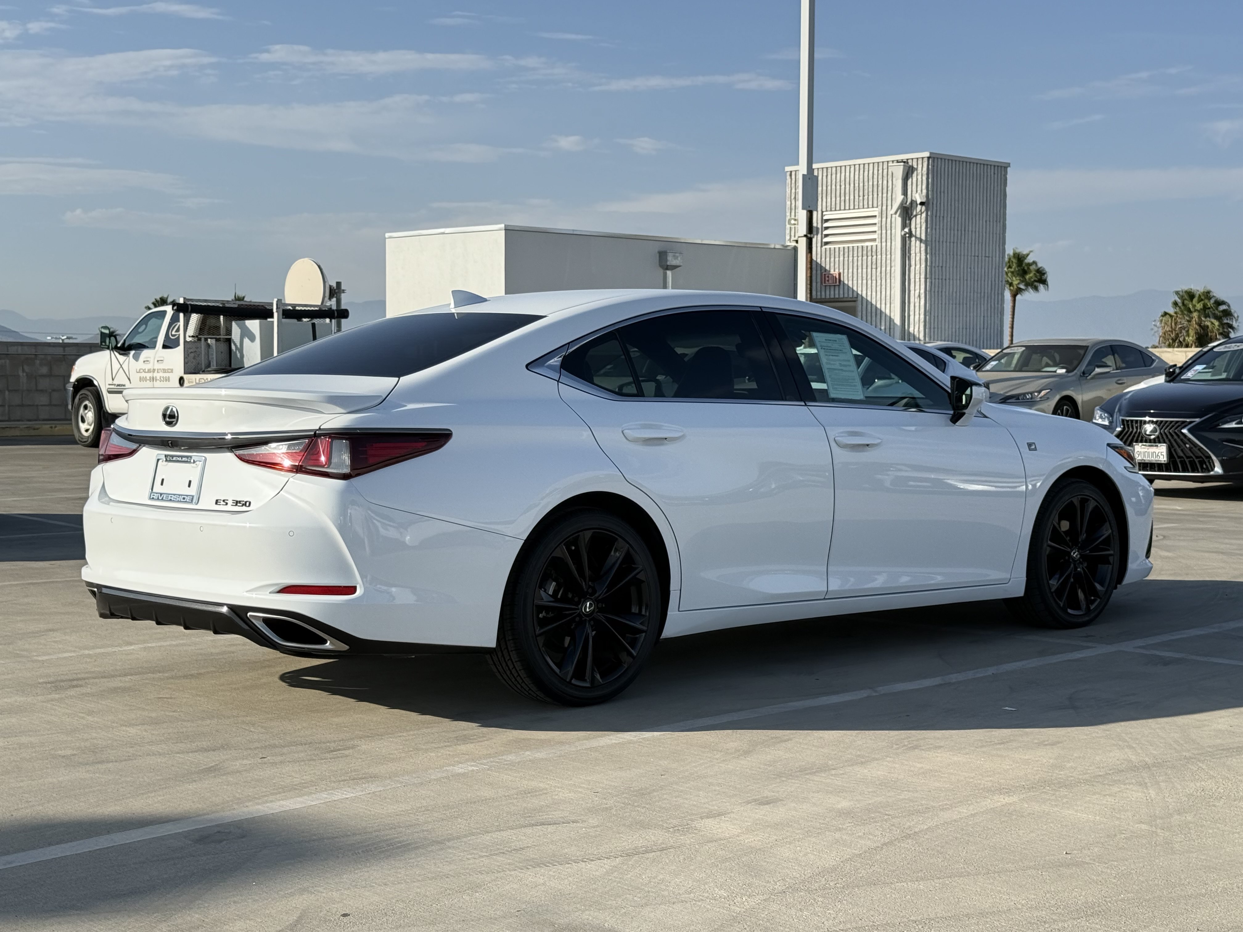 Certified 2022 Lexus ES 350 F Sport w/ Accessory Package 2 FWD image 12