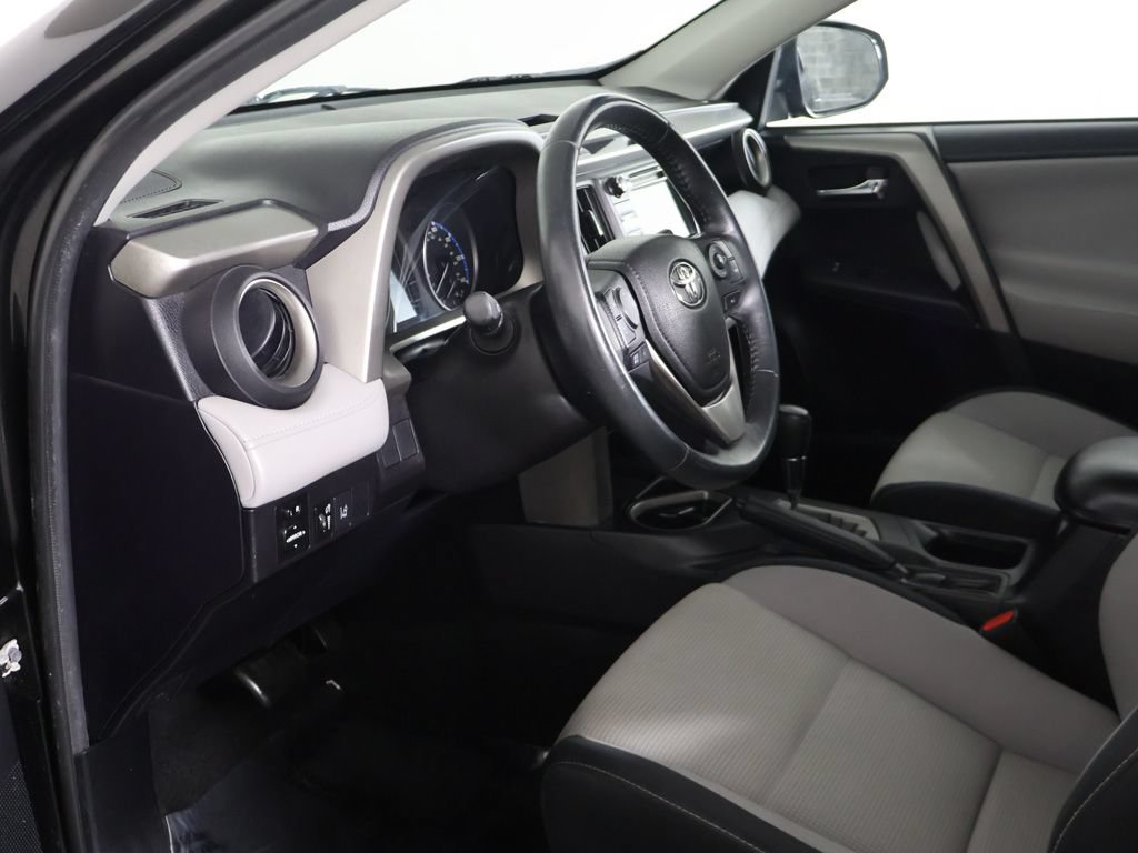 Used 2018 Toyota RAV4 XLE w/ Plus Extra Value Package FWD image 23