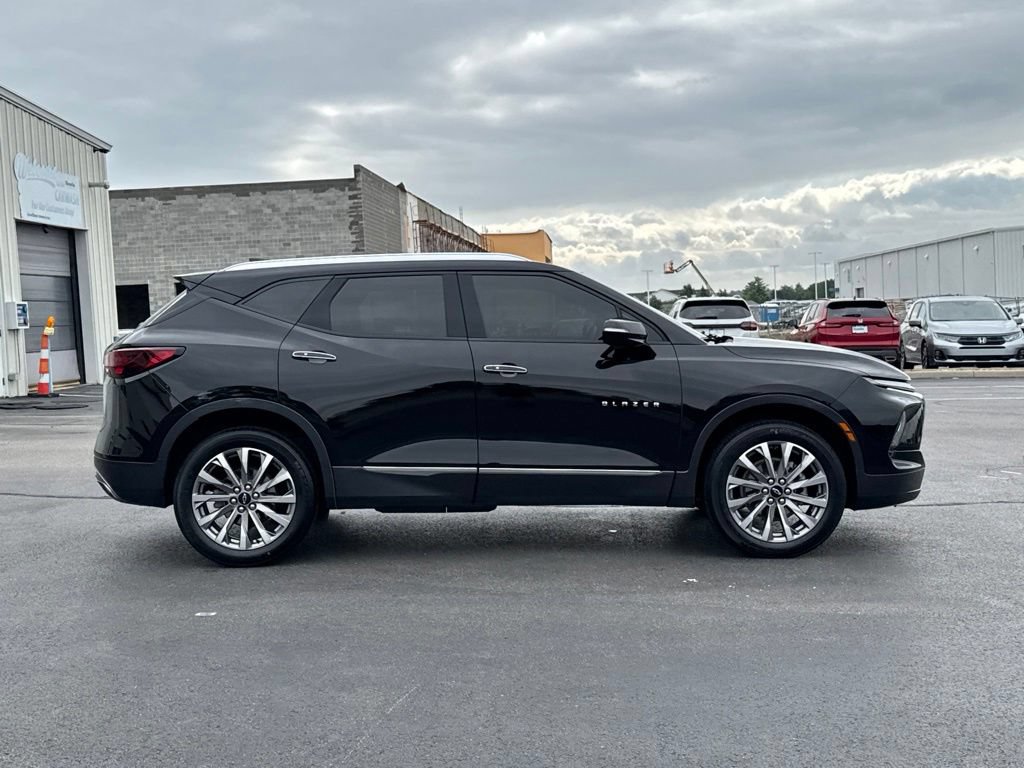 Used 2023 Chevrolet Blazer Premier AWD/4WD image 8