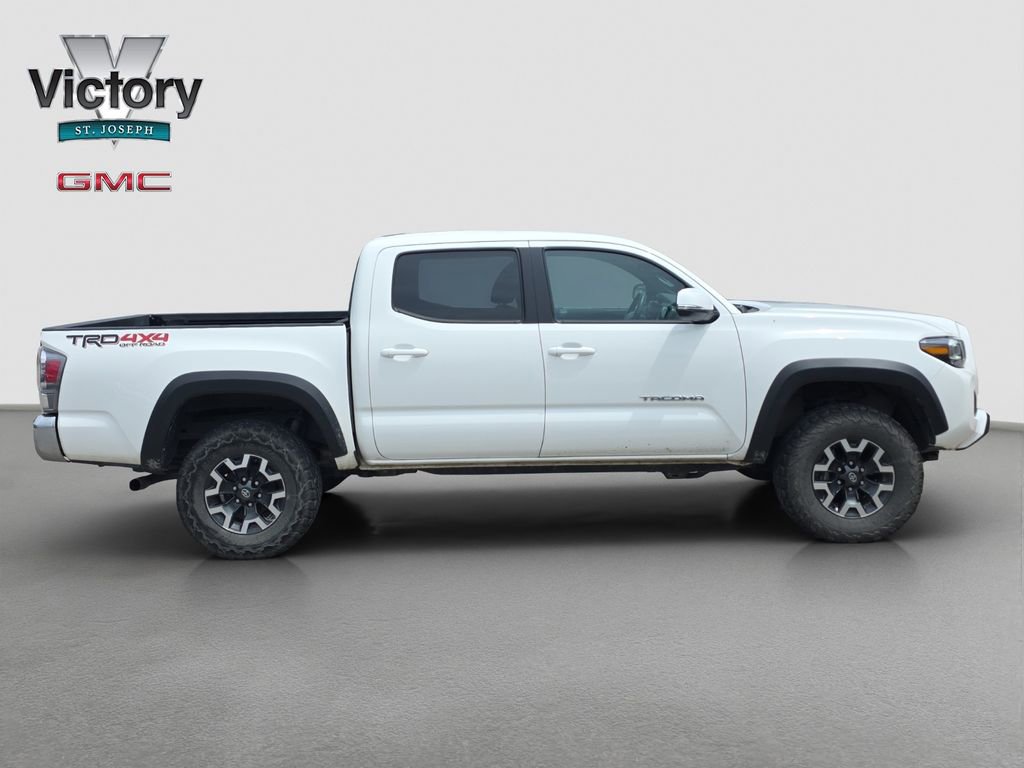 Used 2023 Toyota Tacoma TRD Off-Road AWD/4WD image 19
