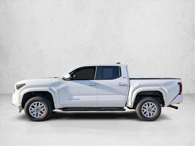 Used 2024 Toyota Tacoma SR5 AWD/4WD image 7