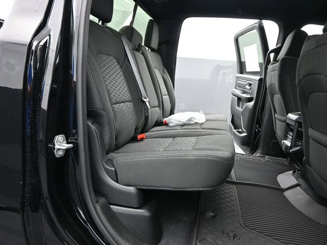 New 2026 RAM 1500 4x4 Crew Cab image 18