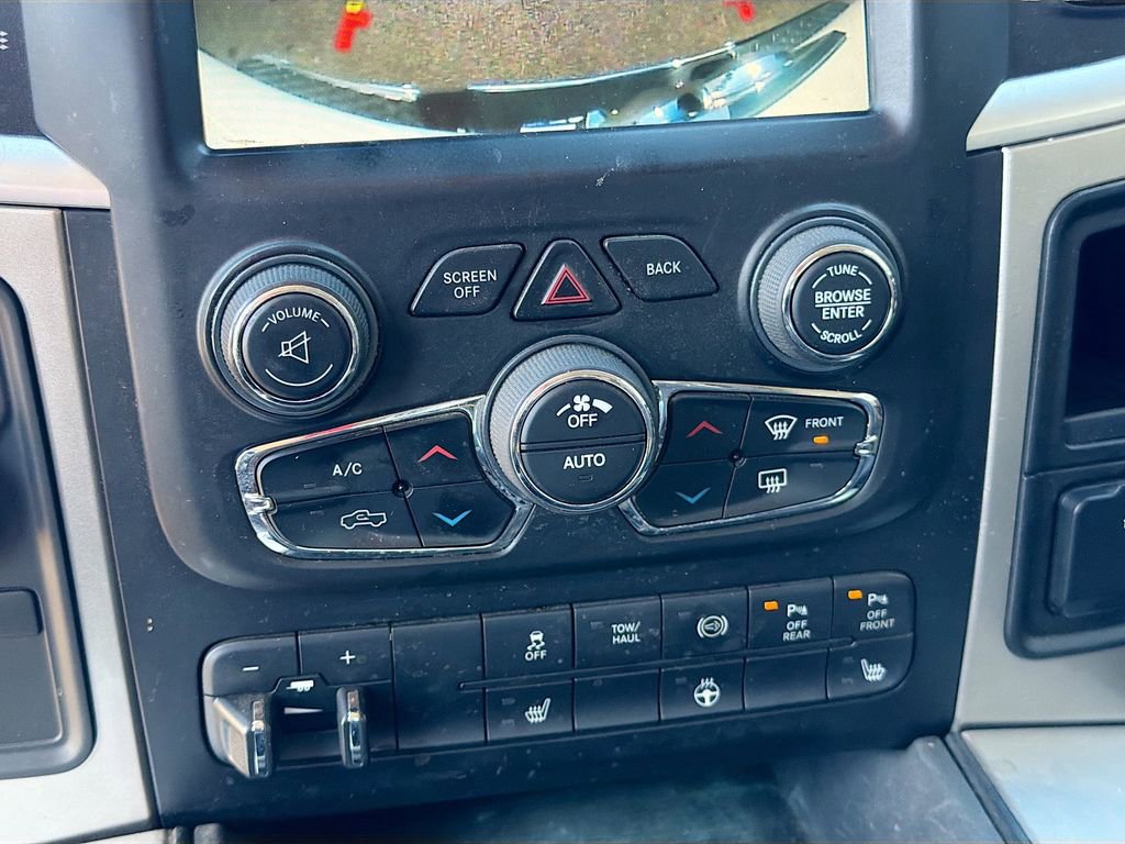 Used 2016 RAM 3500 Big Horn image 31