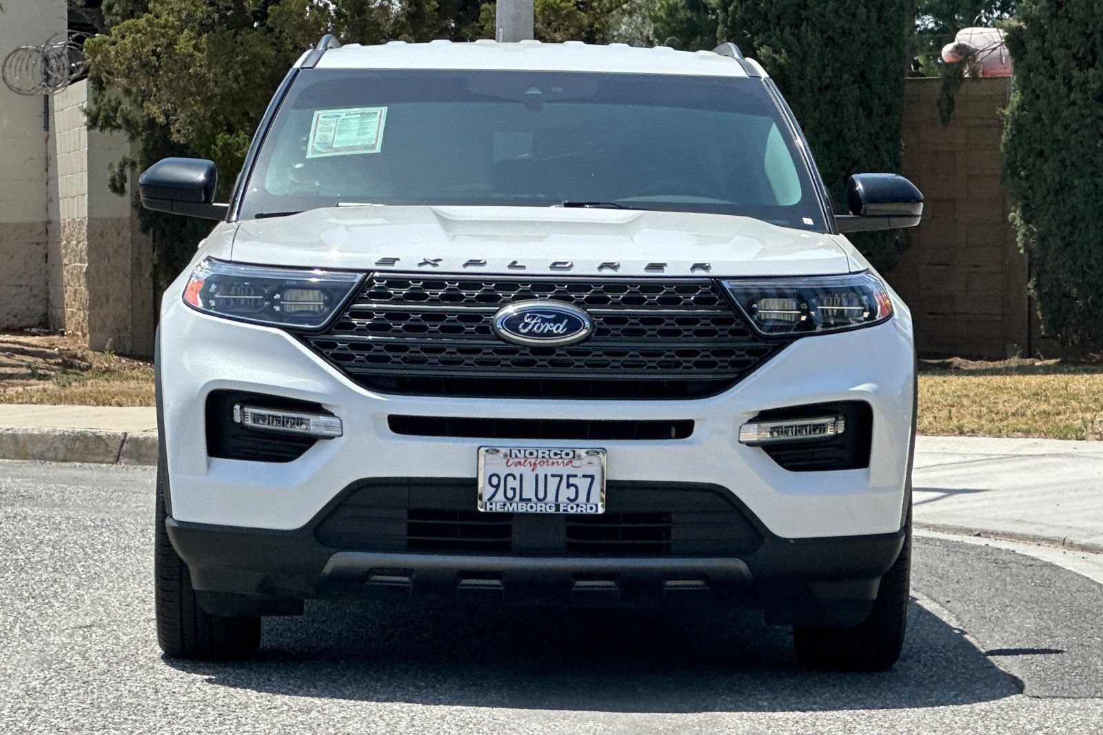Used 2023 Ford Explorer XLT w/ Equipment Group 202A RWD image 9