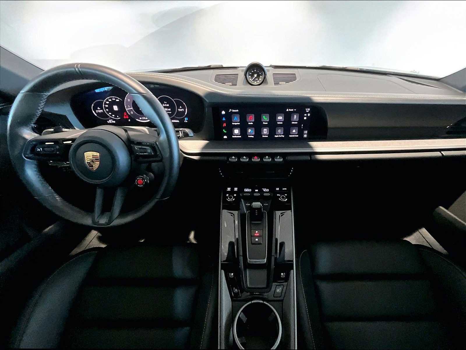 Used 2025 Porsche 911 Carrera image 17