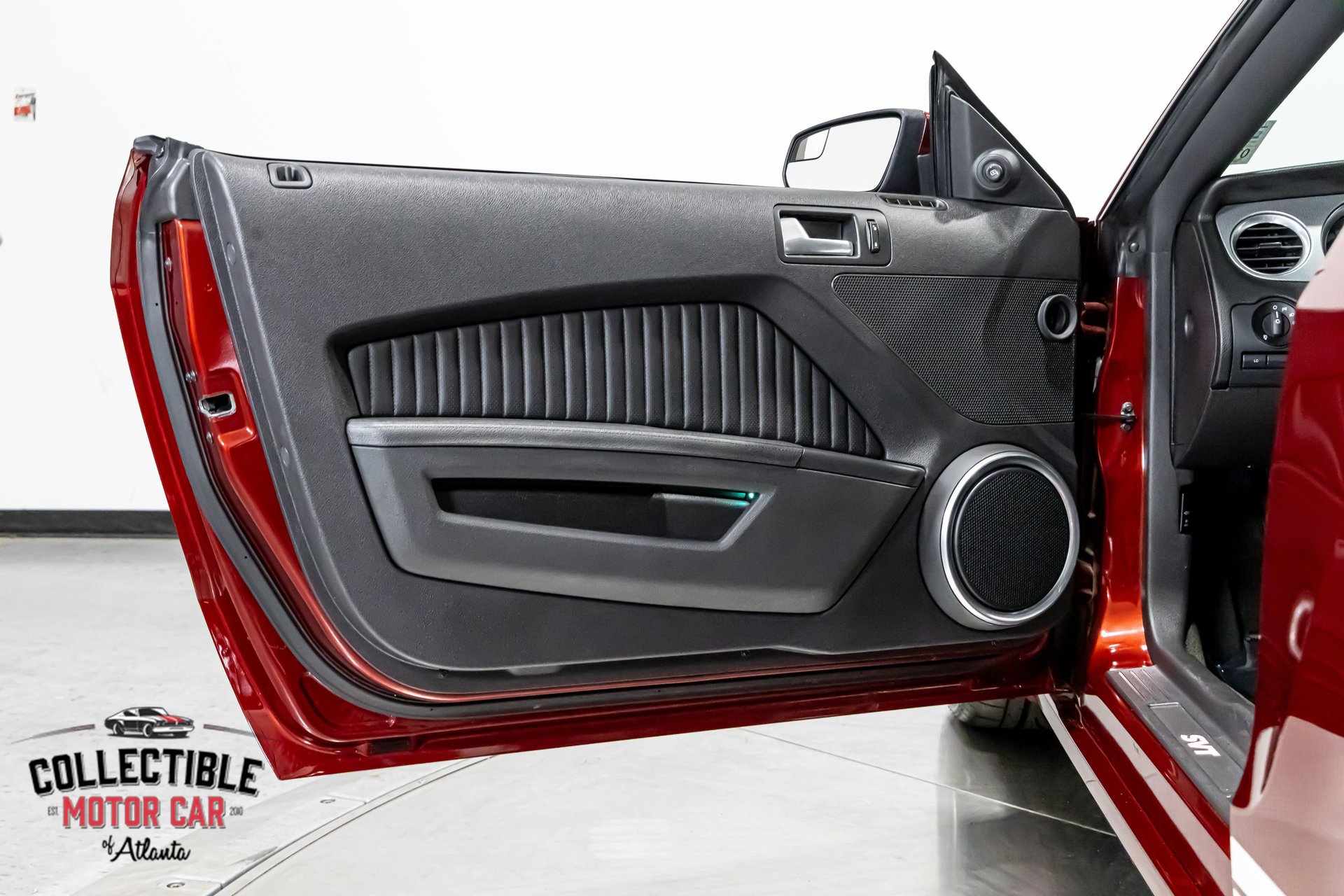 Used 2014 Ford Mustang Shelby GT500 RWD image 73