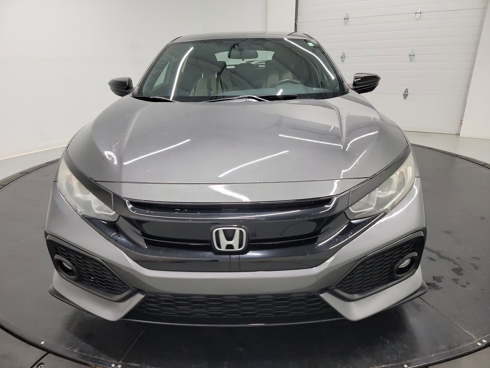 Used 2018 Honda Civic Sport image 2