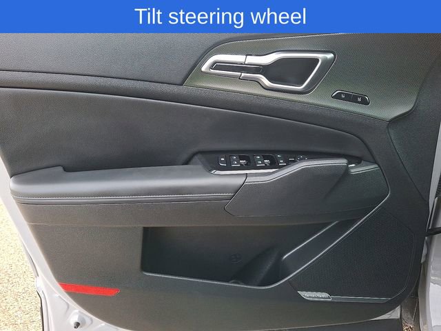 Used 2025 Kia Sportage SX image 15