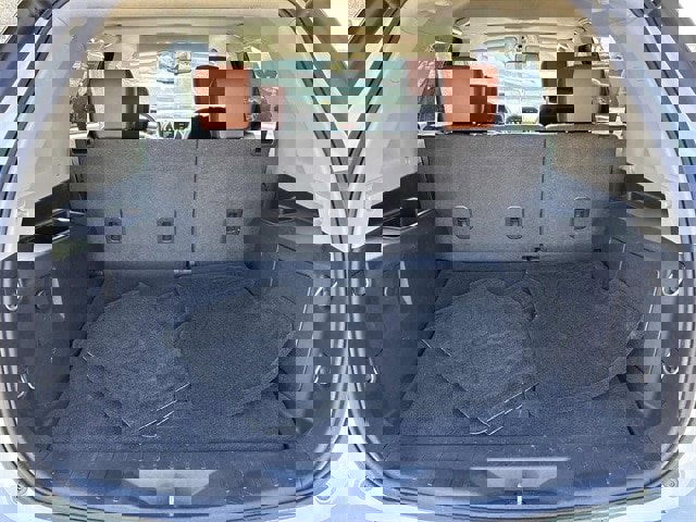 Used 2017 GMC Terrain SLT w/ Open Road Package image 12