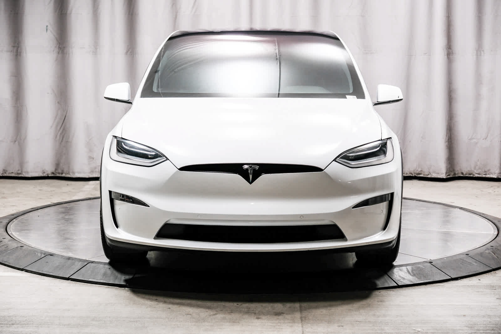 Used 2023 Tesla Model X AWD/4WD image 7
