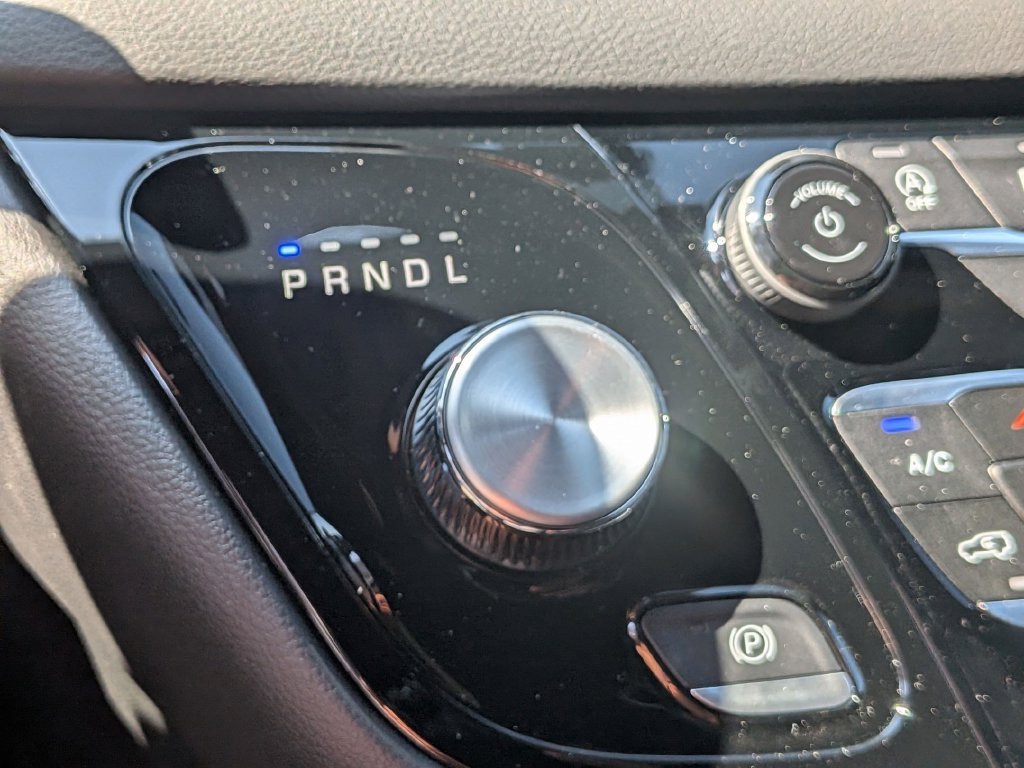 New 2027 Chrysler Pacifica LX FWD image 23