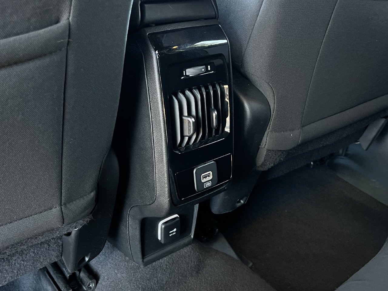 Used 2025 Jeep Compass Sport AWD/4WD image 24