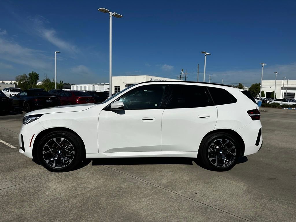 Certified 2025 BMW X3 xDrive30i w/ M Sport Package image 8