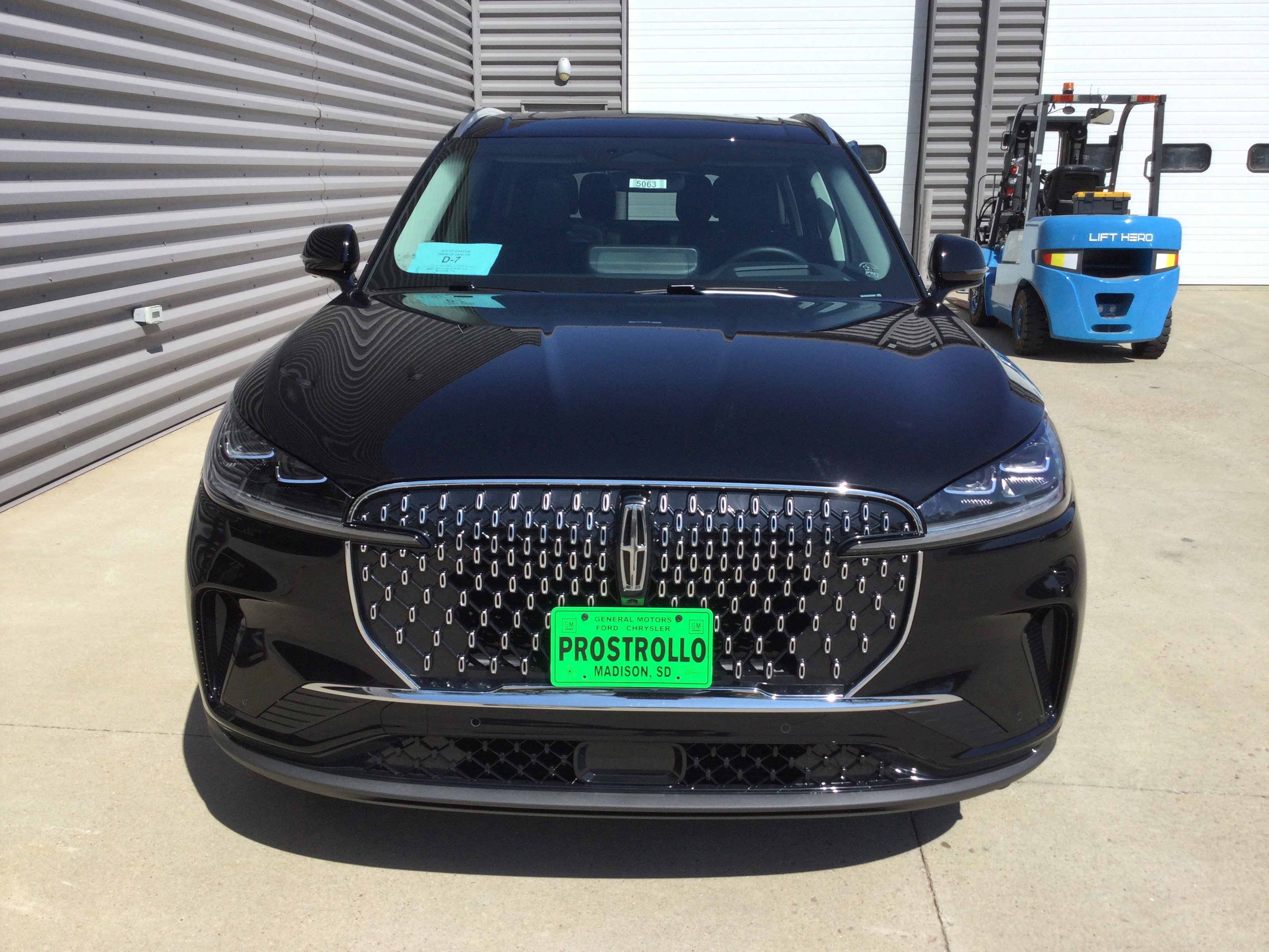 New 2025 Lincoln Aviator Reserve w/ Equipment Group 201A image 3