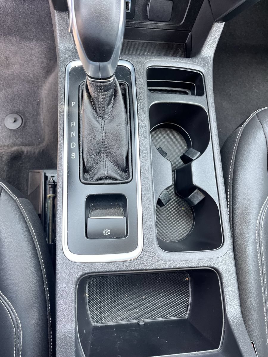 Used 2019 Ford Escape SEL FWD image 17