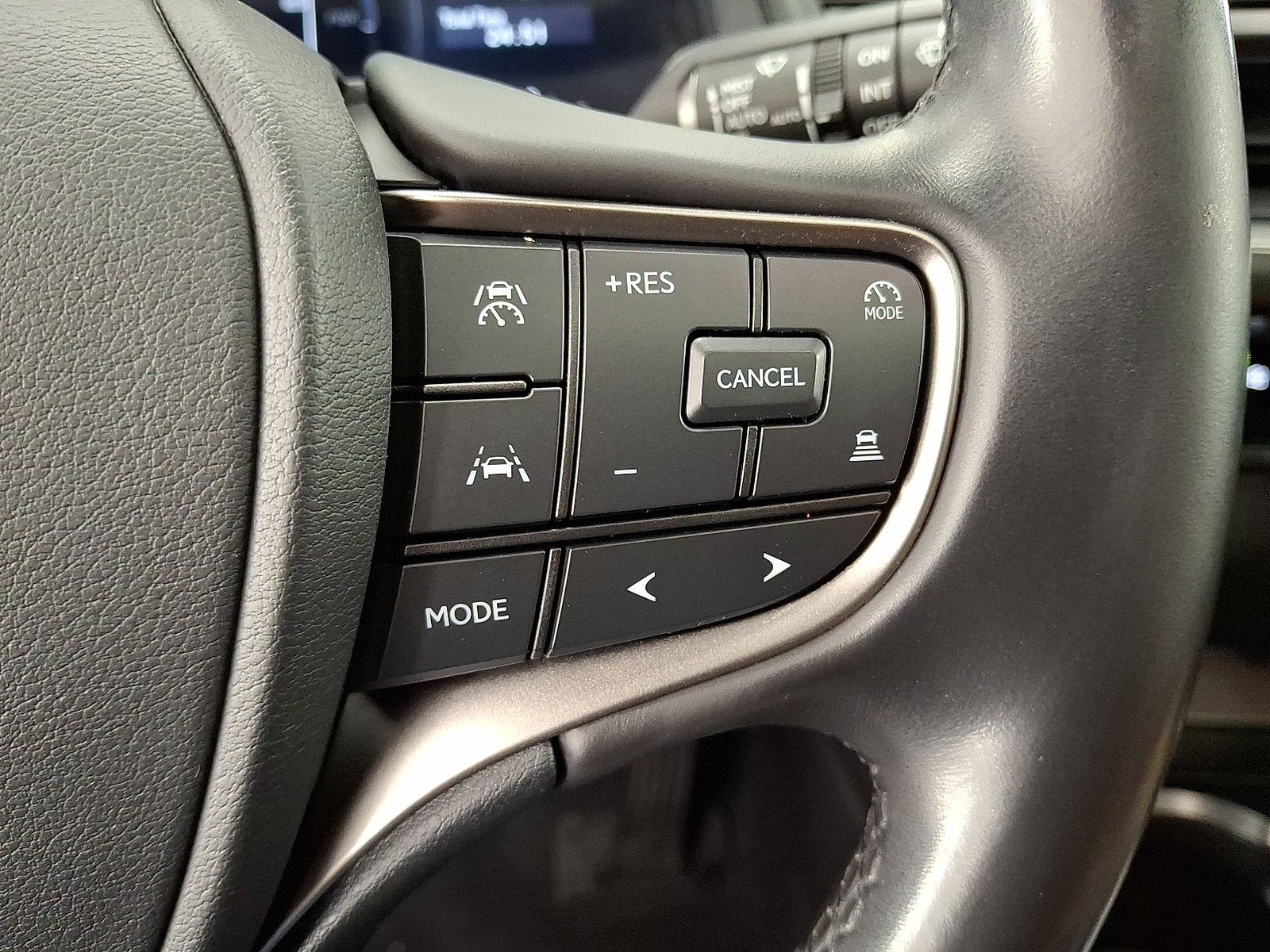 Used 2025 Lexus UX 300h AWD w/ Cold Area Package image 10