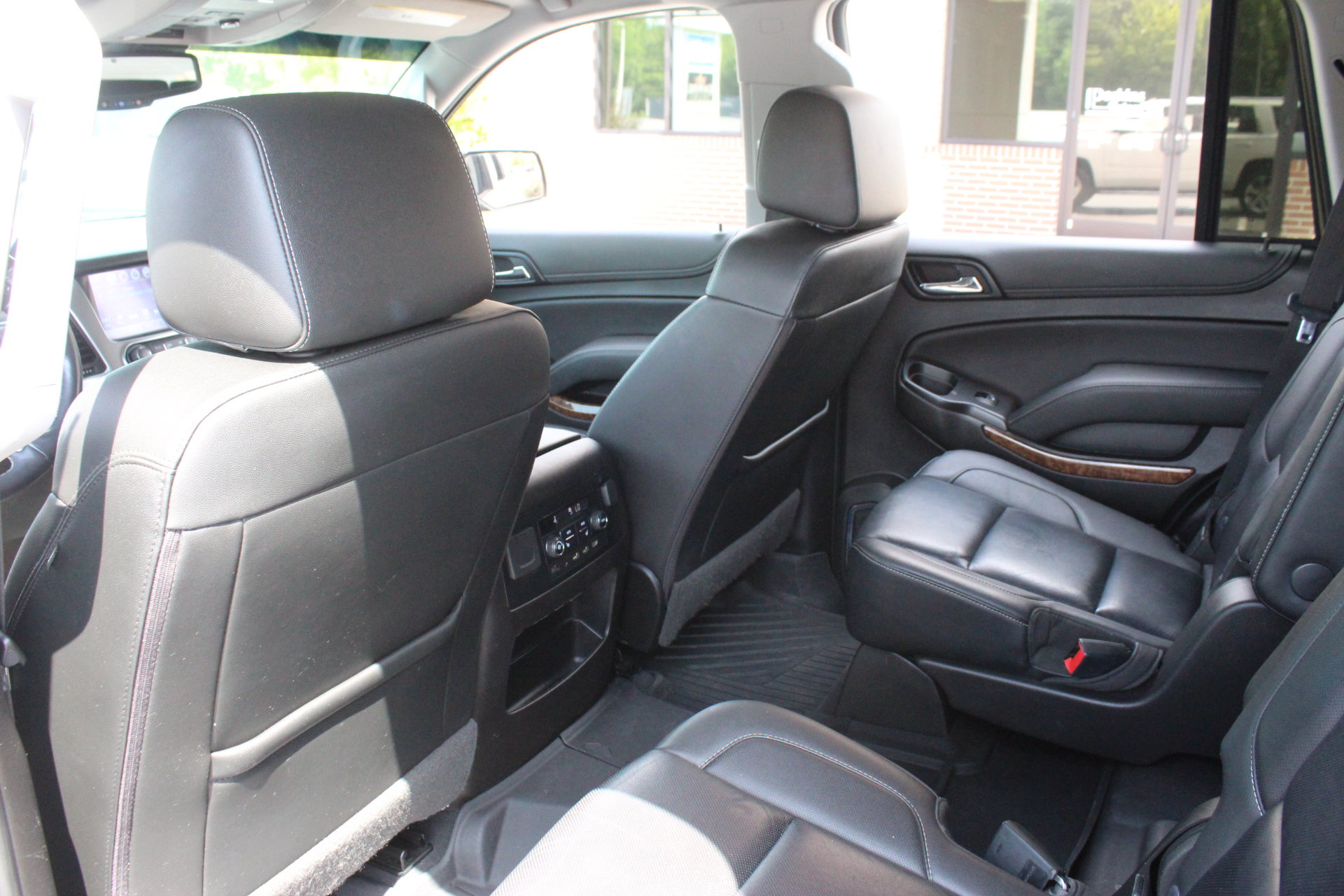Used 2019 Chevrolet Tahoe Premier RWD image 28
